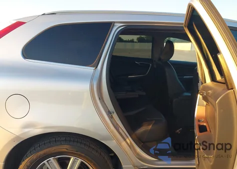 2017 Volvo Xc60 T5 Inscription from USA, damaged, VIN YV440MDU5H2149491